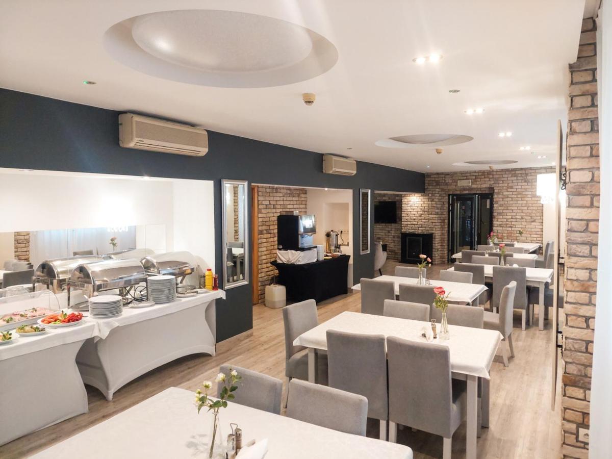 Karat Bed and Breakfast Βαρσοβία Εξωτερικό φωτογραφία