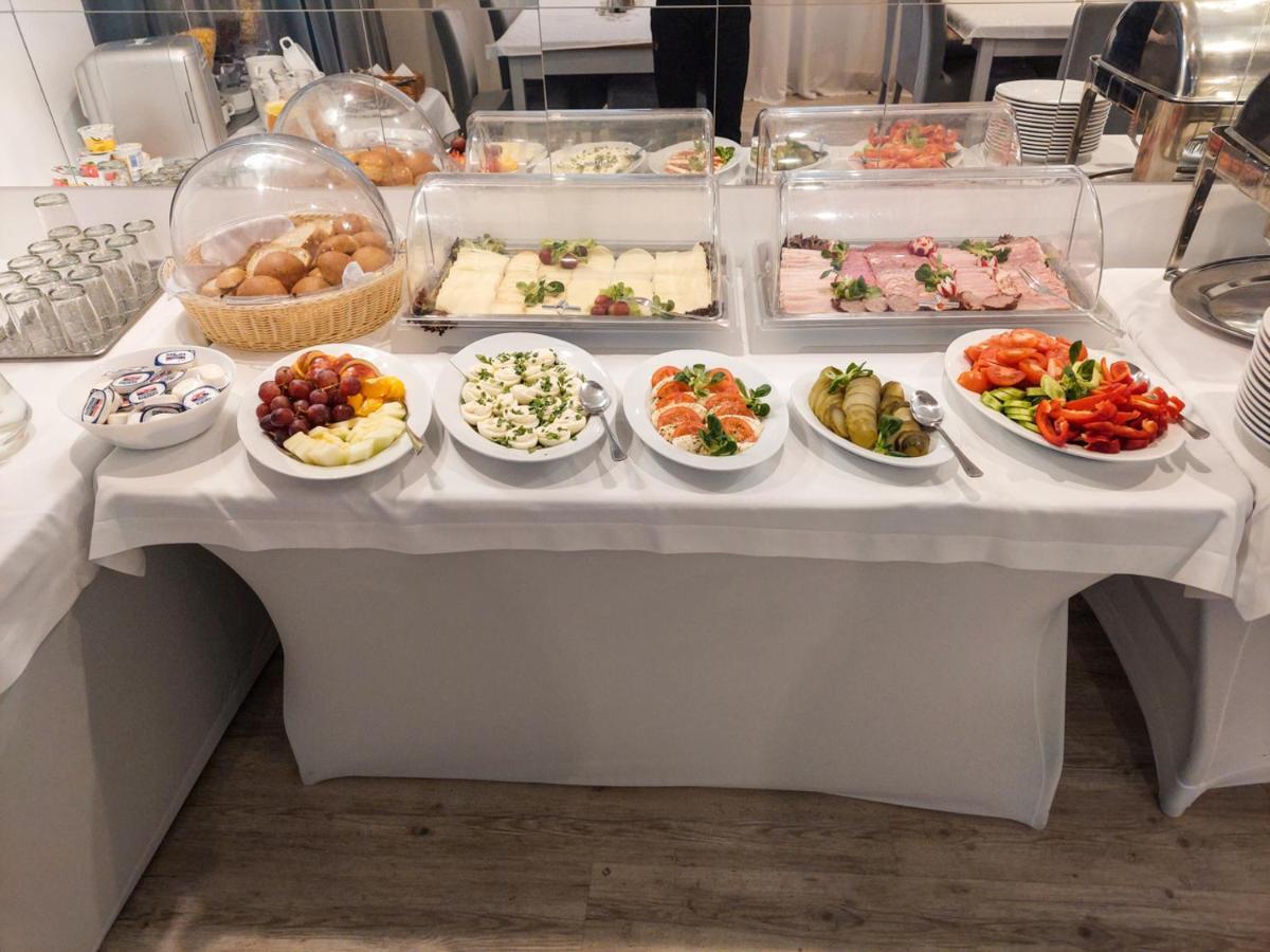 Karat Bed and Breakfast Βαρσοβία Εξωτερικό φωτογραφία
